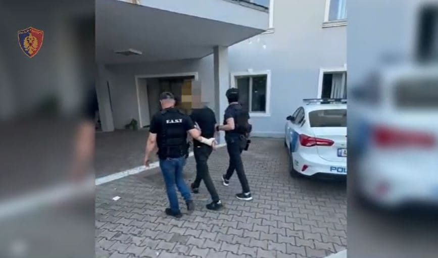 Arrestohet me qëllim ekstradimin në Itali 30-vjeçari i akuzuar për tri vepra penale