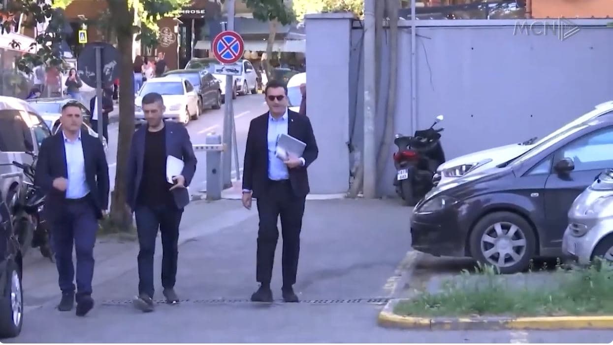 Kallëzohet në SPAK Veliaj e bashkëshortja. Aktivistët: Organizuan shfaqje me përmbajtje të turpshme