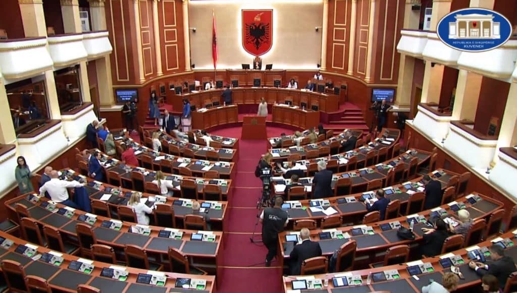 SHBA-BE: Konsensus për anti-korrupsionin. Duhet gjithëpërfshirje, të mos preket reforma në drejtësi