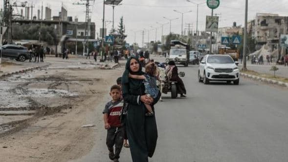 UNRWA: Mbi një milion njerëz janë larguar nga Rafah
