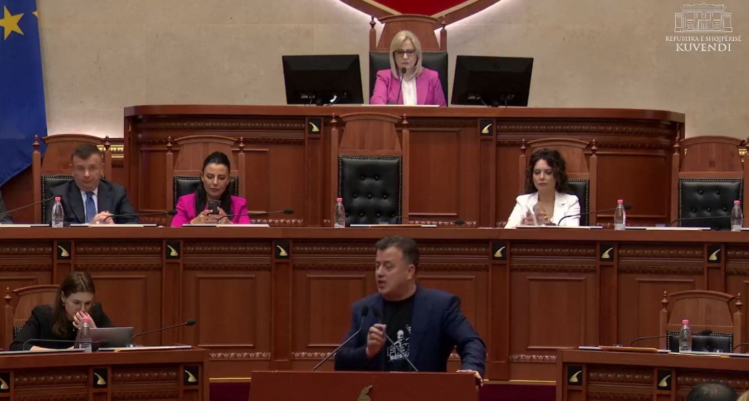 Debate mbi Berishën/ Nikolla: Doli me vendim partie, nuk futet me vendim grupi! Noka: Jemi sovran, nuk pyesim narko-regjimin!  