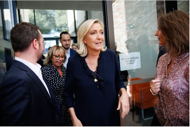 Le Pen: Do bashkëjetojmë me Macron, por asgjë nuk më ndal të kandidoj për presidente në 2027