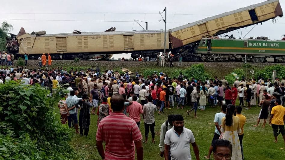 Aksident hekurudhor në Indi/ Përplaset treni i mallrave me atë të pasagjerëve, 9 të vdekur