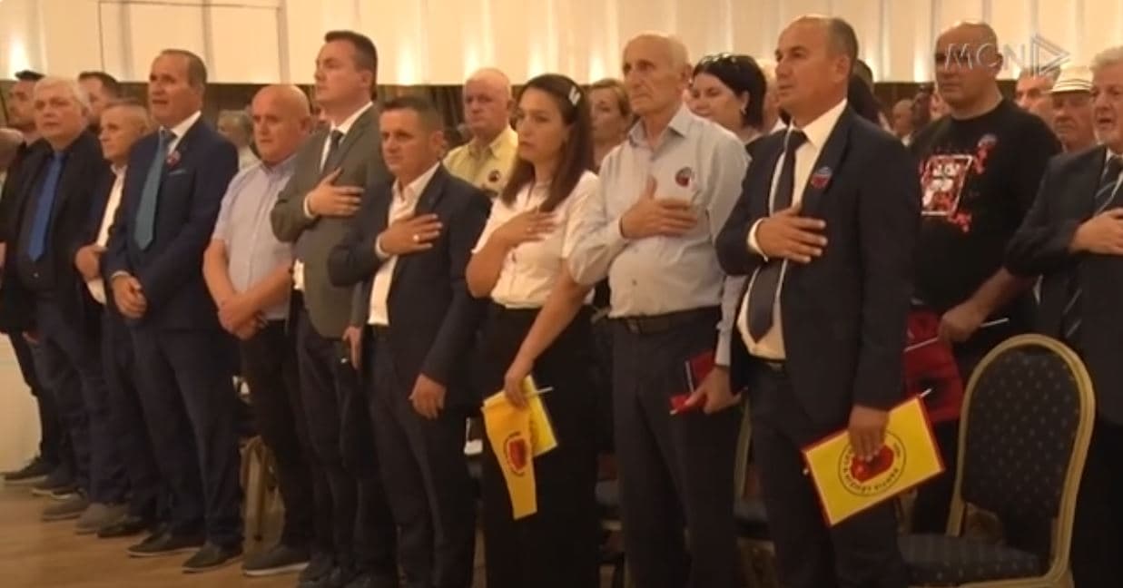 Alternativë politike ‘‘mbretërore‘‘. Leka Zogu II: Vendi ka nevojë, Legaliteti të bëhet alternativë