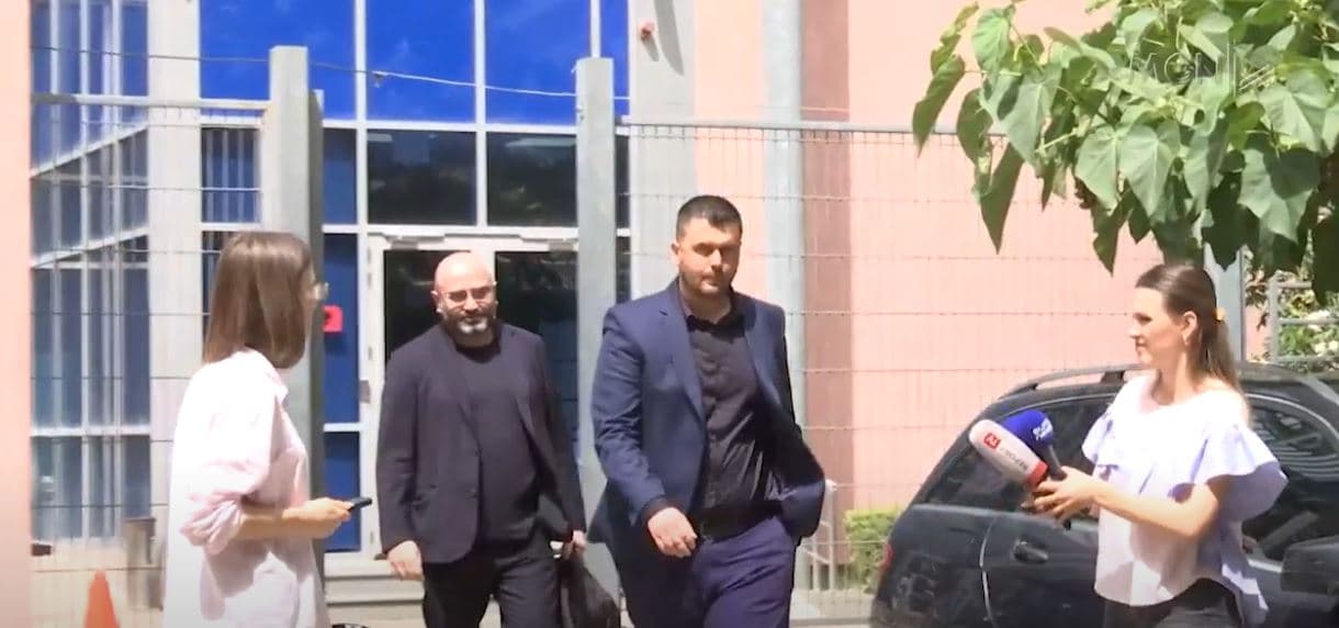 Nis gjyqi për kryebashkiakun e Rrogozhinës. Memolla: Përballem me drejtësinë, do provoj pafajësinë