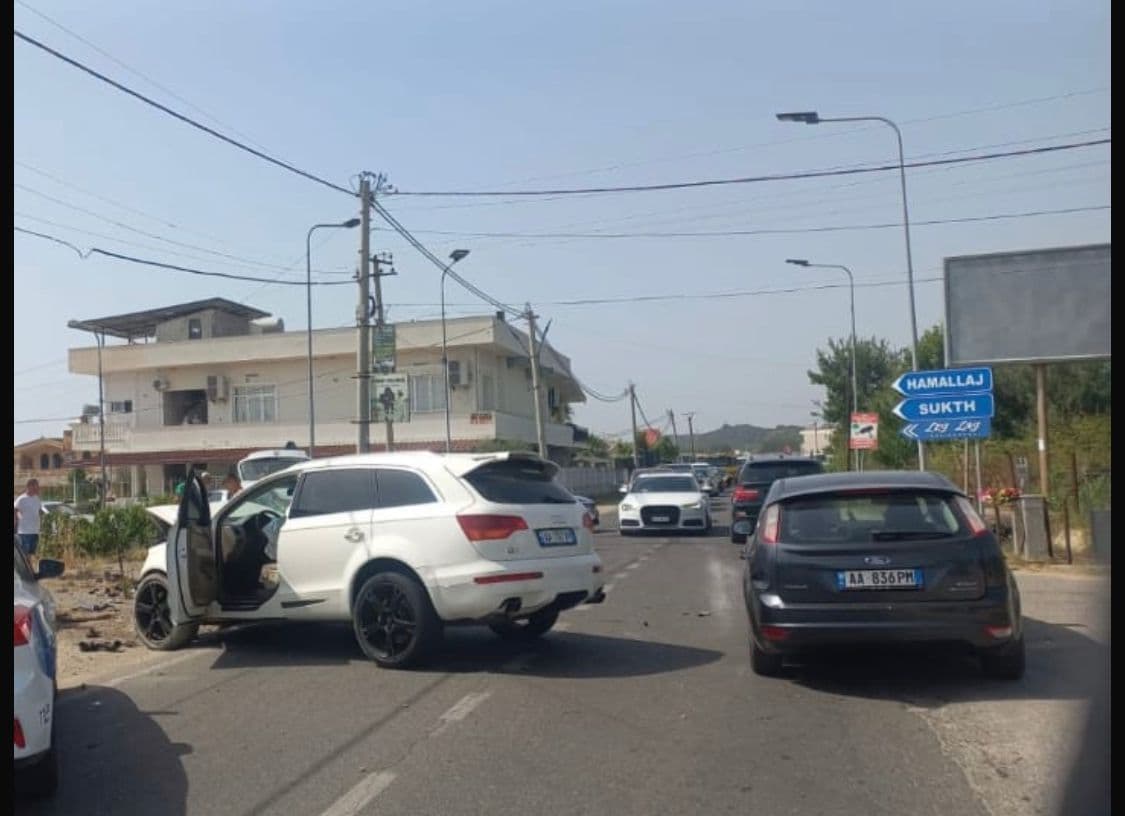 Aksident në aksin Gjiri i Lalzit-Maminas/ Ndërron jetë 16-vjeçari, plagoset një tjetër