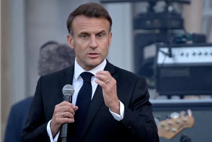 Macron premton të mos japë dorëheqjen deri në fund të mandatit 