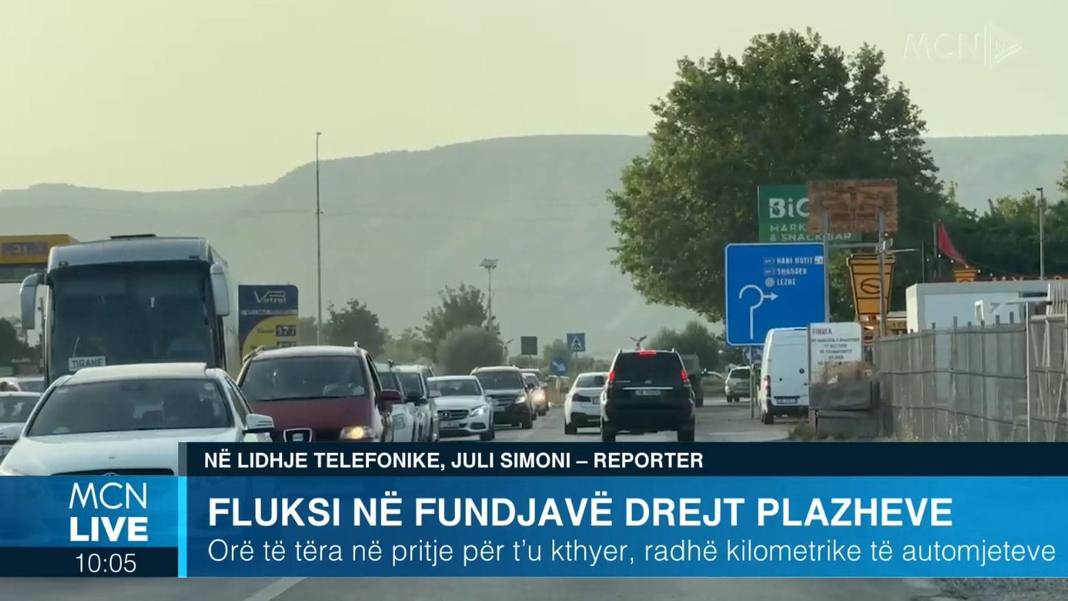 Fundjavë më trafik, bllokohen rrugët që lidhin me bregdetin e Lezhës (VIDEO)