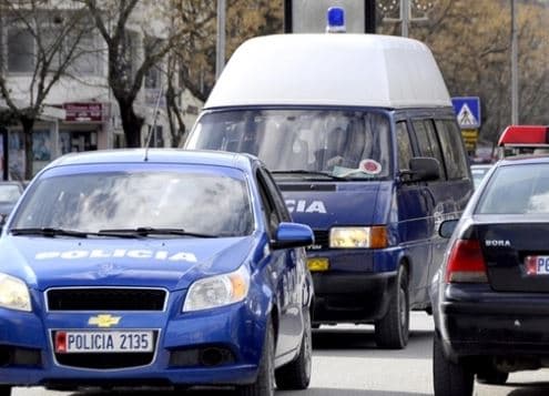 Korçë/ Prodhonte dokumente të falsifikuara teksa ishte me masë sigurie, arrestohet  58-vjeçari