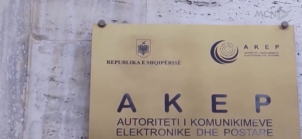 “S’ndalim dot abuzimin me internetin”. Kreu i AKEP: Kontrolli i kompanive ka kosto të lartë