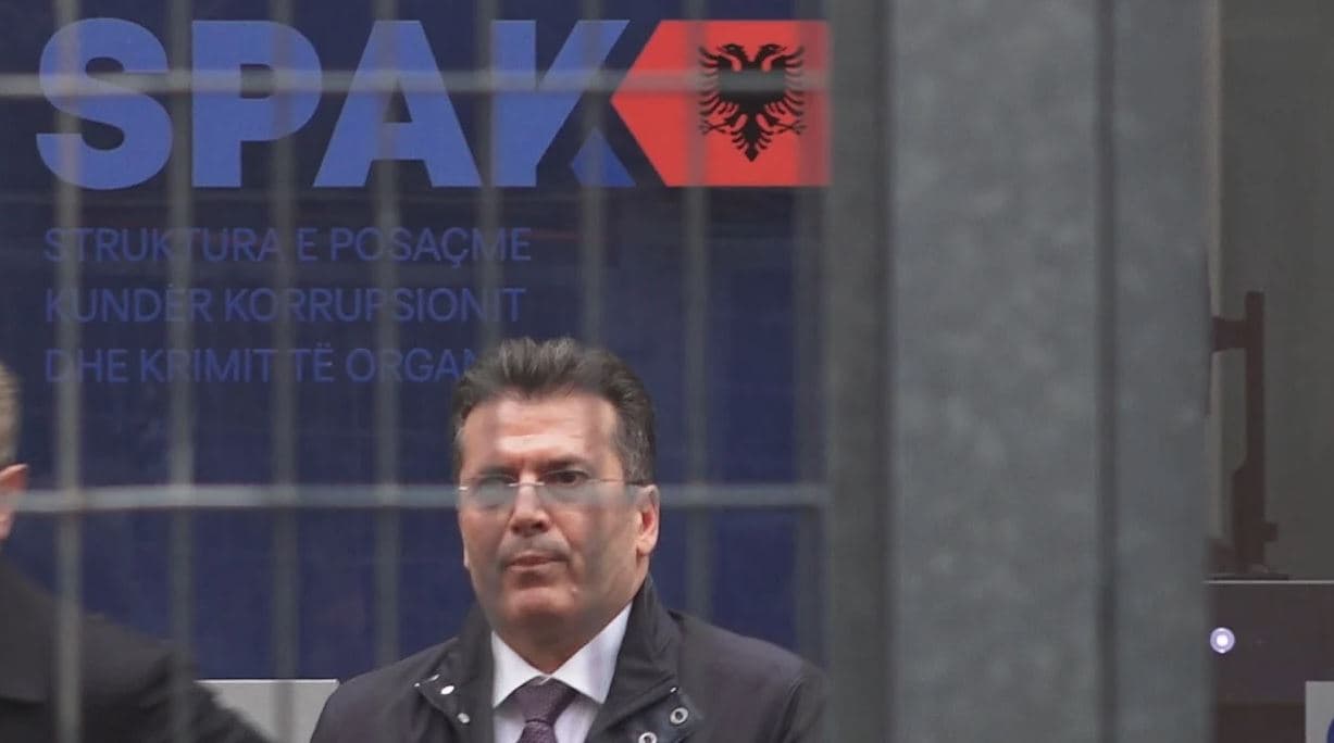 “Gërdeci”/ Familjarët e viktimave kërkesë GJKKO dhe SPAK: Përshpejtoni seancat dhe ndaloni Mediun të dalë jashtë vendit