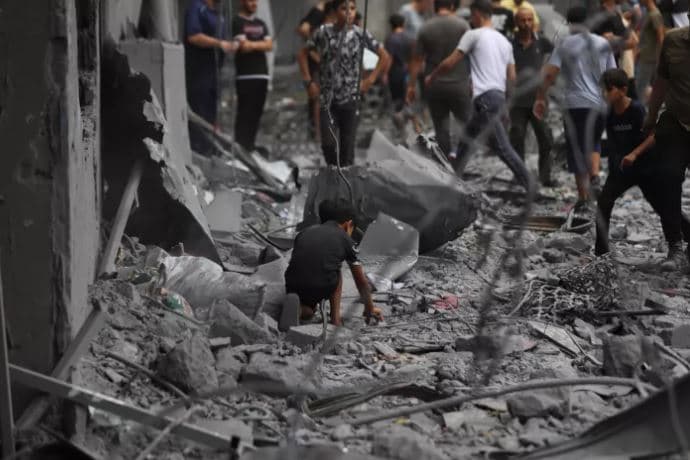 UNICEF: Mijëra trupa të fëmijëve në Gaza ndodhen nën rrënoja