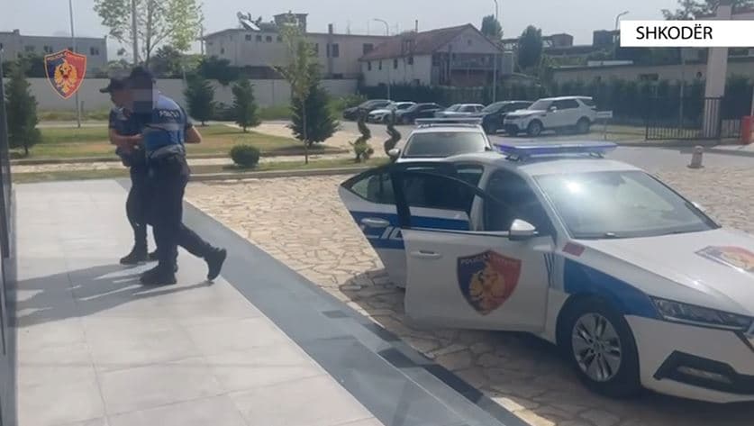  Shpërndante lëndë narkotike në plazhin e Velipojës/ 24-vjeçari arrestohet në flagrancë