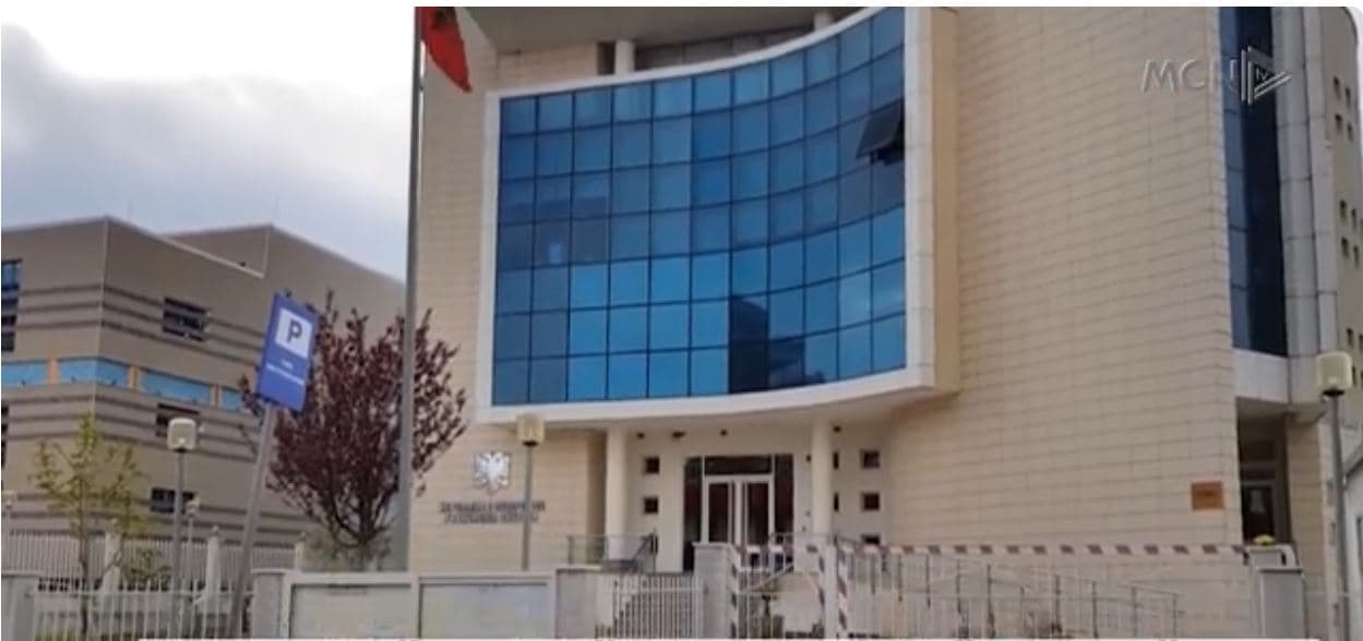 Lejuan ndërtime të paligjshme në Shirokë. 9 zyrtarë dhe ish-zyrtarë të IMT-së dërgohen për gjykim