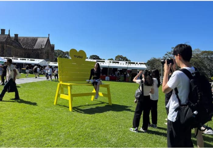 Goditje ndaj emigracionit, Australia dyfishon tarifën e vizave studentore 