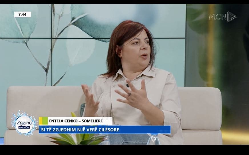     Somelierja Cenko: Nuk ka verë të keqe por duhet të dimë ta dallojmë. Truket si duhet të bëjmë zgjedhjen e duhur