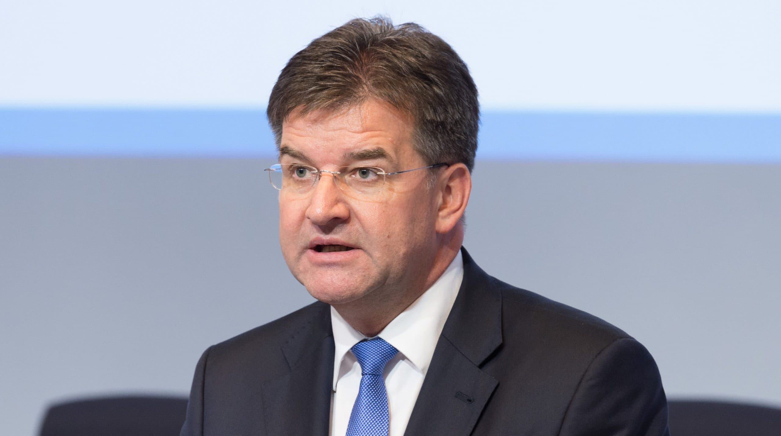 Lajçak-ut i zgjatet mandati deri në janar 2025