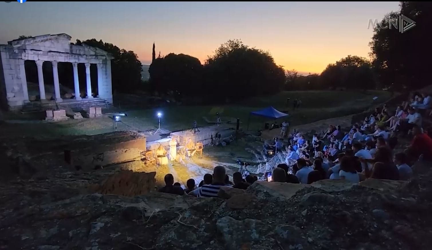 “Takimet muzikore të dy botëve” në Apolloni/ Tinguj dhe histori në qendrën e antikitetit (VIDEO)