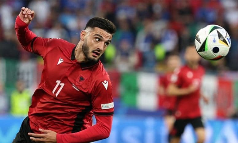 Fenerbahce shfaq interes për Brojën