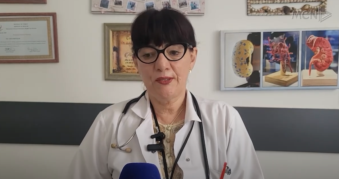 Fluks pacientësh në urgjencën e Lushnjës/ Mjekja: Shkak, ekspozimi në temperatura të larta (VIDEO)