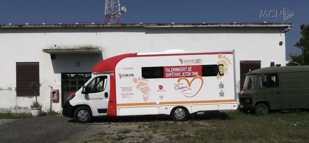 Një “autoemotekë” për dhurimin e gjakut. Nismë e Kooperacionit Italian për institucionet publike
