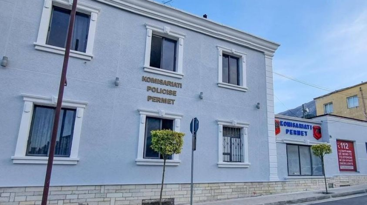 Përmet, një person ngacmon seksualisht dy turiste të mitura