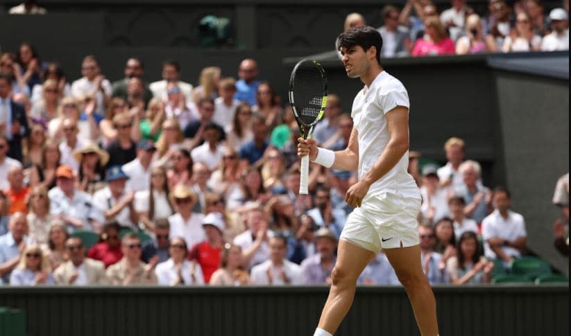 Alcaraz i pathyeshëm në Wimbledon, triumfon në finalen ndaj Djokovic