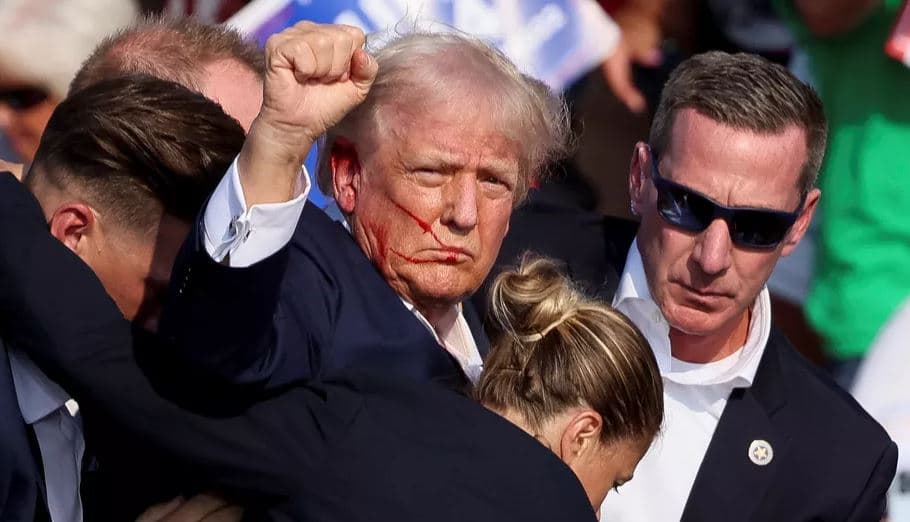 Atentat ndaj Trump, ish-Presidenti qëllohet me armë gjatë një mitingu në Pensilvani (VIDEO)
