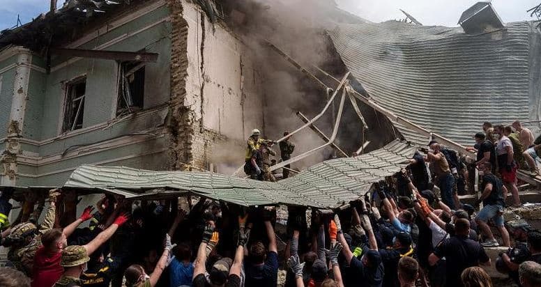 Zyrtarët izraelitë: Vazhdojnë negociatat për armëpushim
