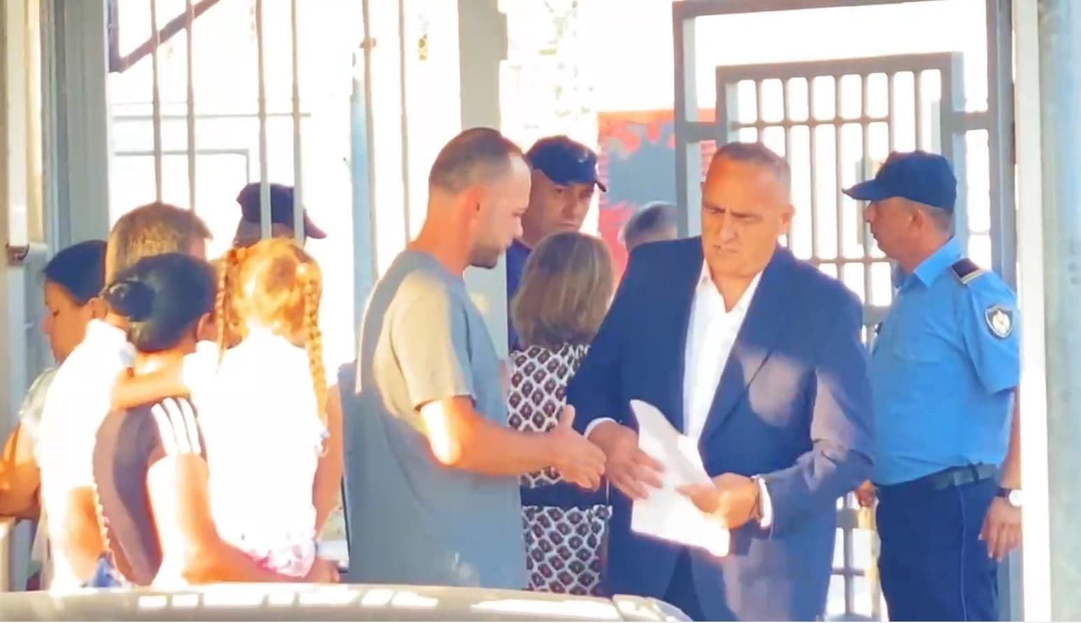 Beleri niset drejt Athinës: Nesër do jem në Strasburg 