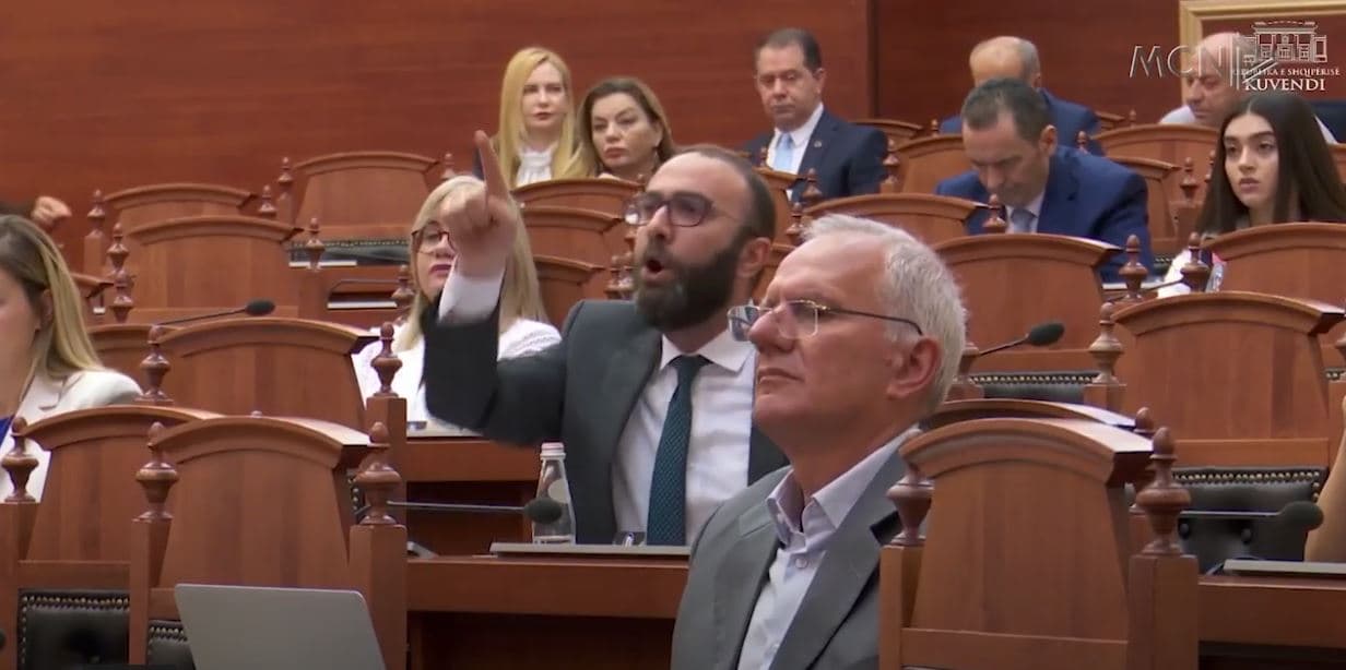 Rrëzohet mocioni për fondet e BE për bujqësinë. Çuçi: S’është momenti! Bardhi: Duhet të zhbllokohen
