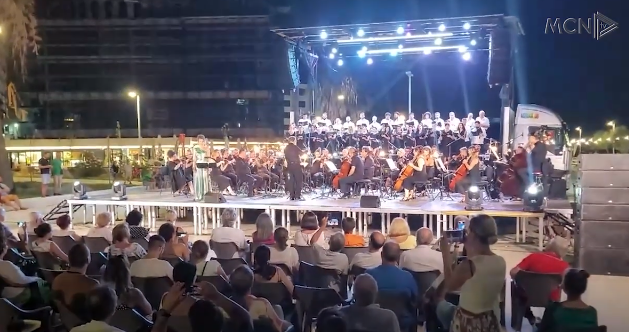 Koncert simfonik me muzikën e Ennio Morricone-s në Durrës (VIDEO)