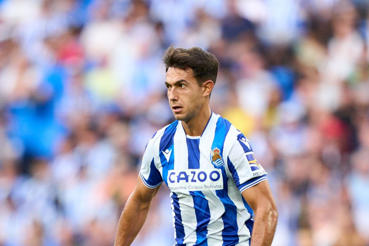 Manchester United, insiston për Zubimendin