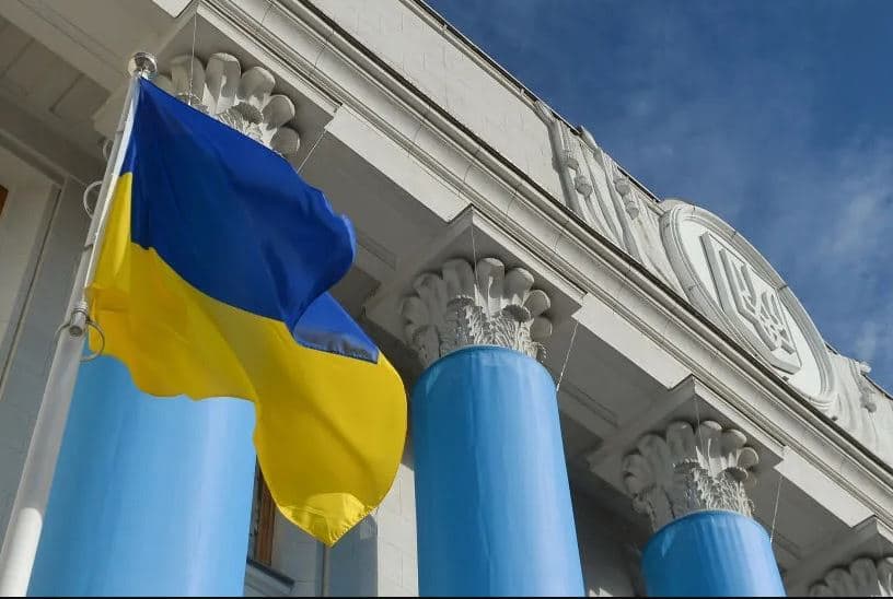 Ukrainë/ Parlamenti zgjat ligjin ushtarak edhe për 90 ditë