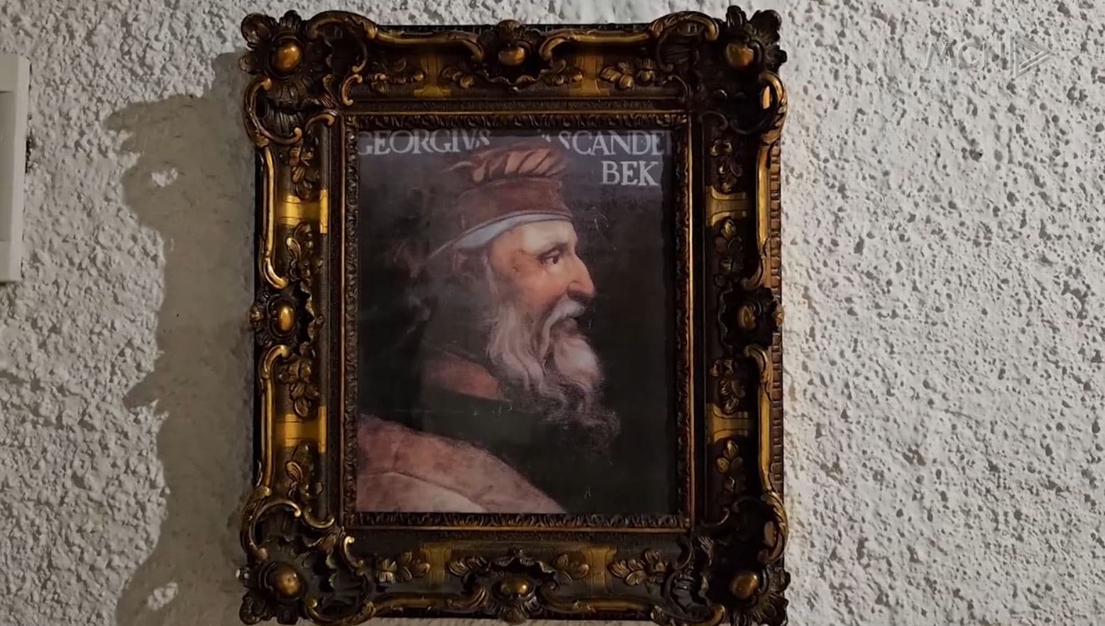 Ekspozitë për figurën e Skënderbeut/Armë dhe relike të heroit në muzeun e Shkodrës (VIDEO)