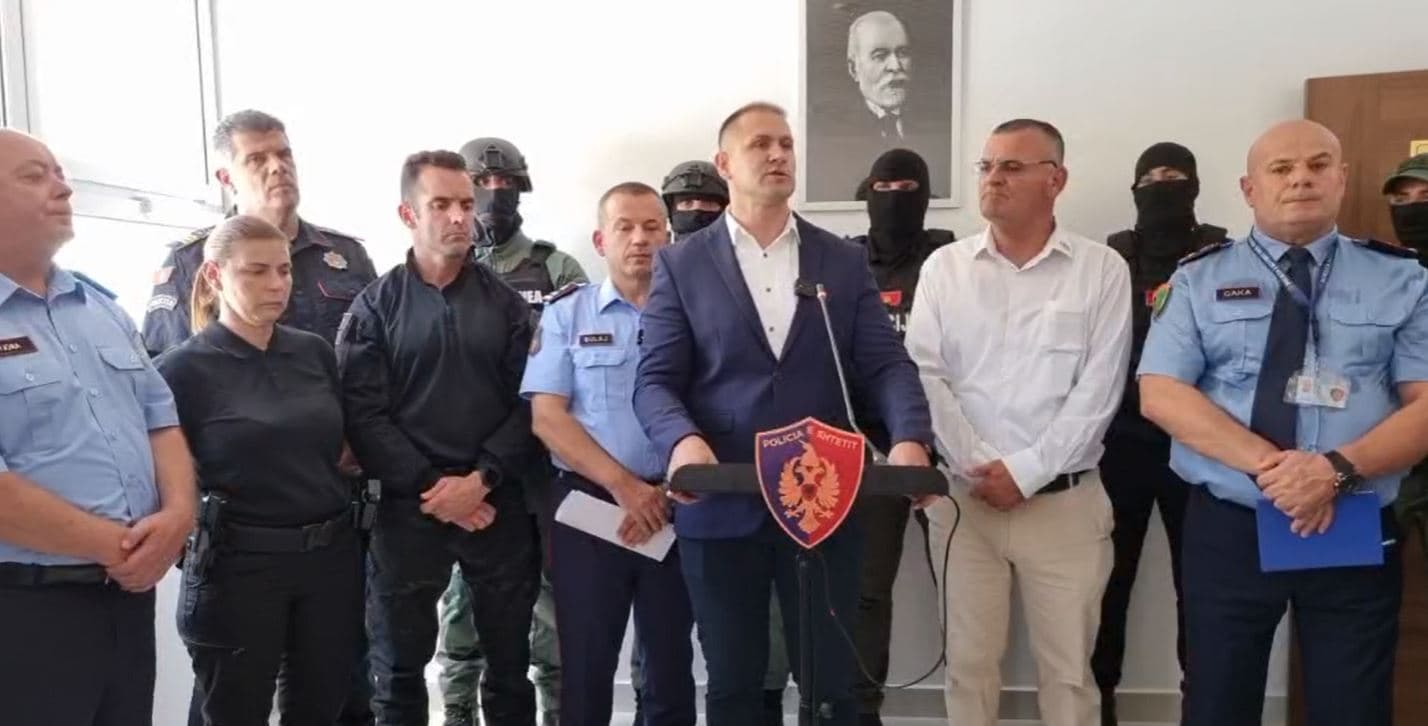 Operacion mes Shqipërisë e Malit të Zi/ Asgjësohen 11 mijë rrënjë kanabis, në pranga një 28-vjeçar