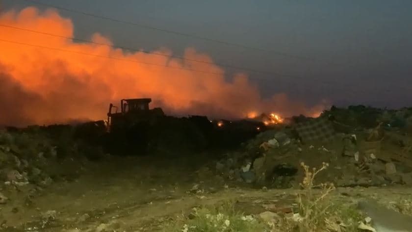 Zjarrvënie e qëllimshme te fusha e grumbullimit të mbeturinave në Vlorë