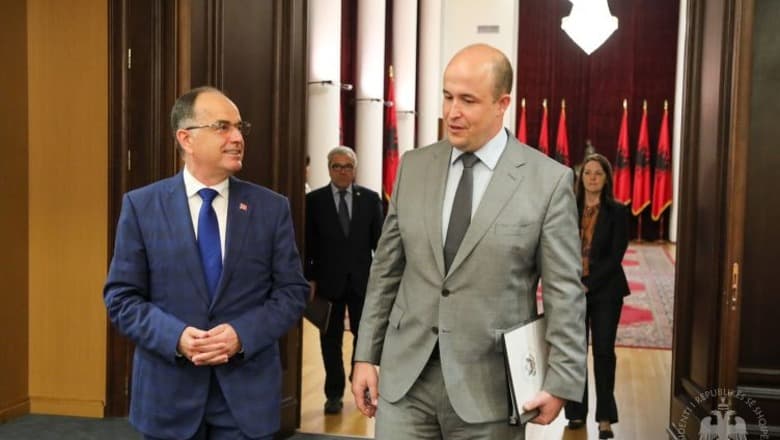 Mbyll mandatin në Shqipëri, Begaj pret të Ngarkuarin me Punë në Ambasadën e SHBA: Etapë e shkëlqyer