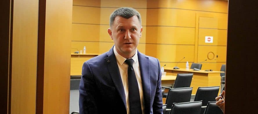 Ndini Tavani nuk emërohet në SPAK, “rrëzohet” nga komisioni i verifikimit