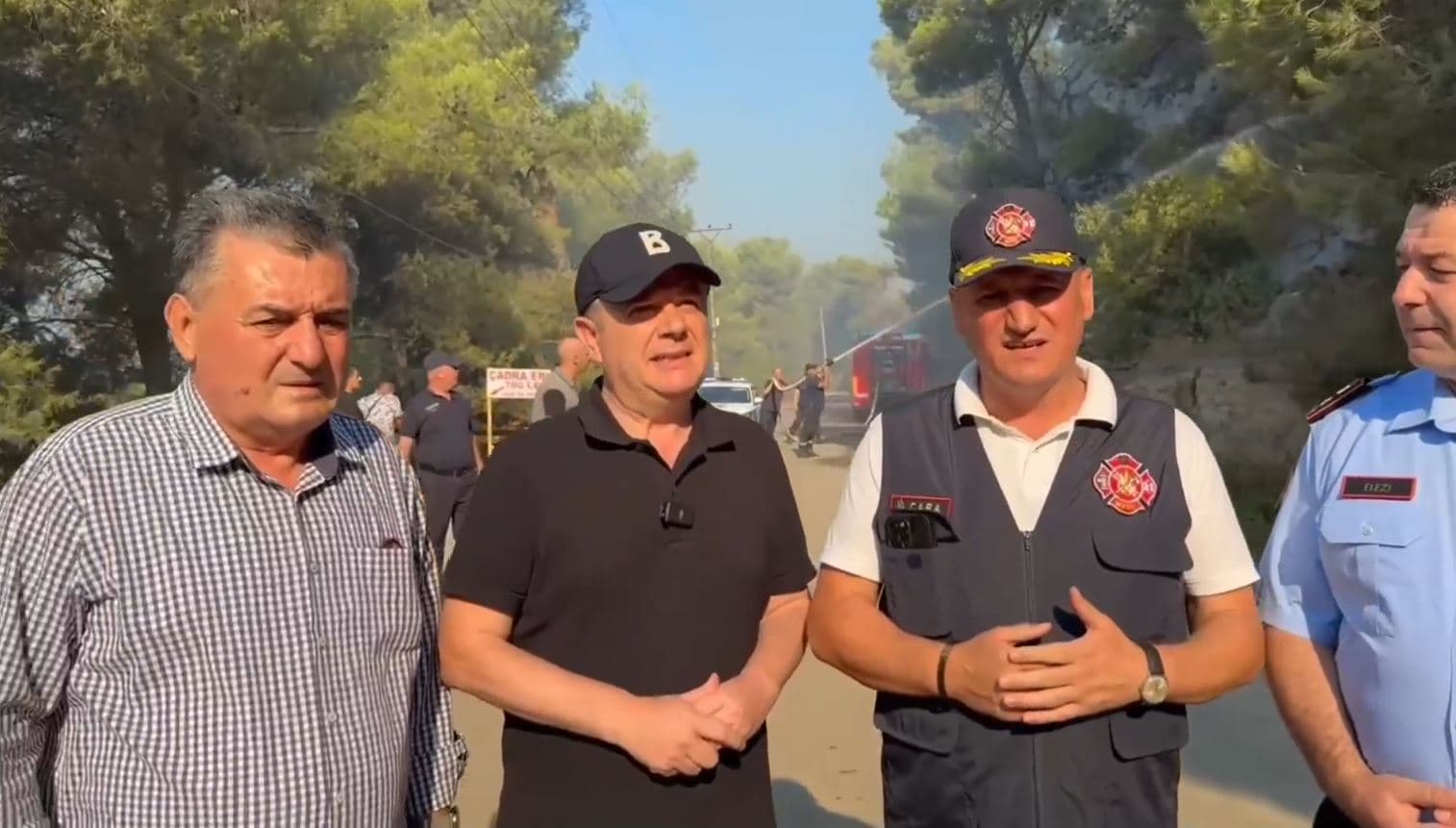 Balla: Për shuarjen e zjarreve në Shëngjin në aksion 20 zjarrfikëse nga qytetet tjera dhe 80 forca operacionale