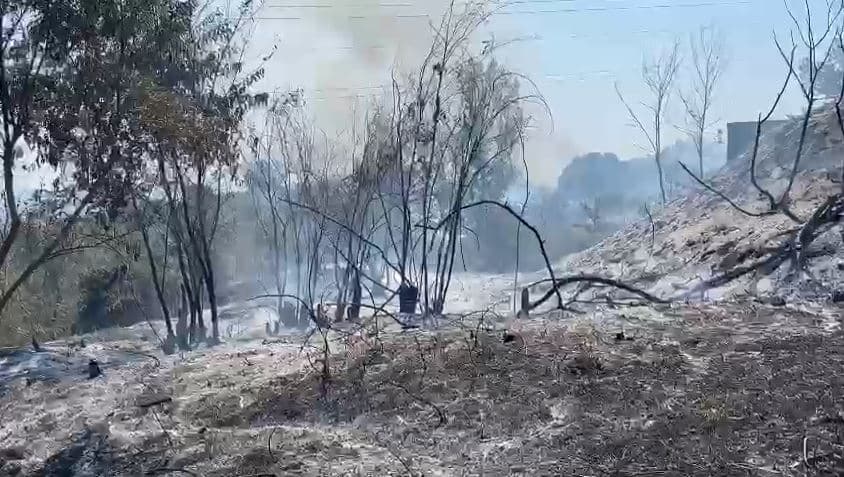 Shpërthime fishekësh në ish-repartin ushtarak, shuhet zjarri në Fier 