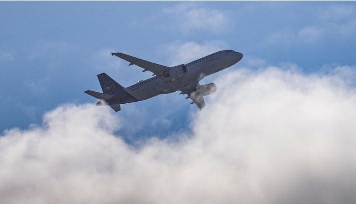 Tensionet në Lindjen e Mesme, pezullohen fluturimet në Tel Aviv e Bejrut