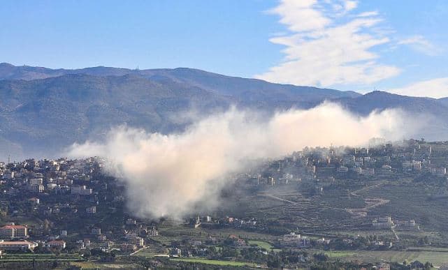 Hezbollahu lëshon breshëri raketash drejt Izraelit