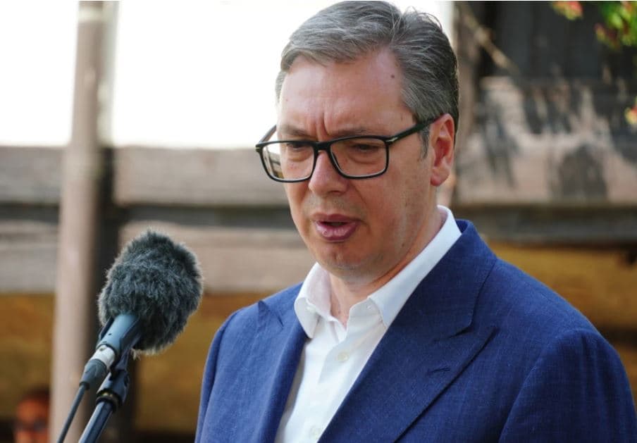 Vuçiç: Provokim, arrestimi i 5 serbëve në Kosovë