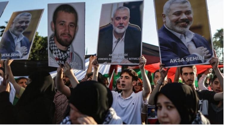 Mijëra turq protestojnë në Stamboll: Izraeli vrau një hero