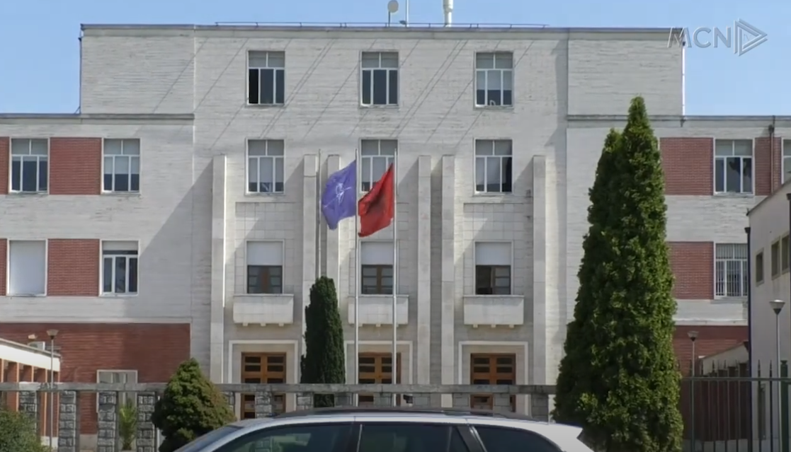 Ushtria rikthen rezervistët, shpenzimet rriten deri 730 mln euro në 2033 (VIDEO)