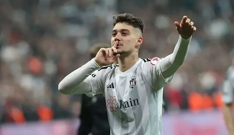 Ernest Muçi duhet të gjejë skuadër të re