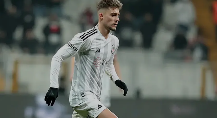 Aston Villa propozon shkëmbim për Muçin