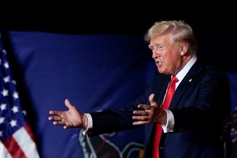 Hetimet e FBI: Irani ka hakeruar fushatën e Trump