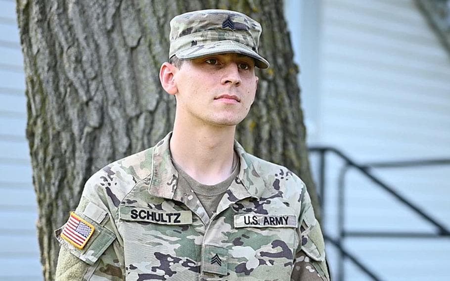 Ushtari amerikan shpallet fajtor për shitjen e sekreteve ndaj Kinës